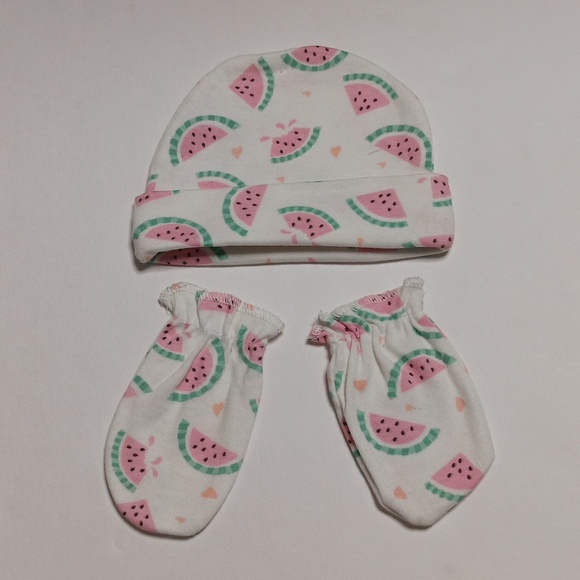 Infant Caps and Scratch Mittens - Picture 5 of 10